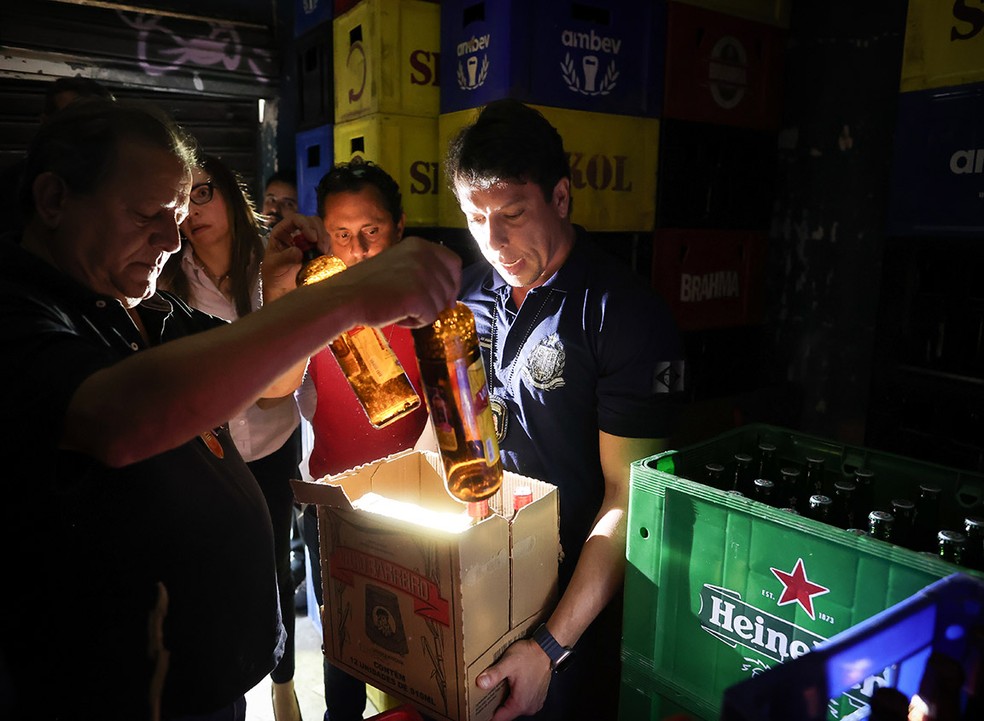 A Secretaria de Estado da Saúde confirmou 25 casos confirmados de intoxicação por bebida alcoólica adulterada com metanol — Foto: Pablo Jacob/Governo de São Paulo