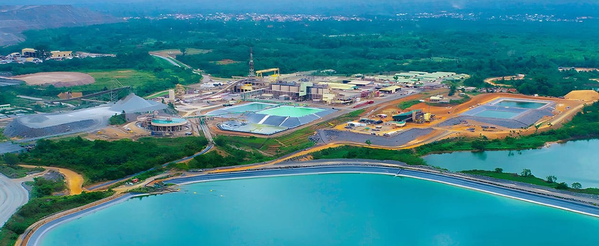 No 2º maior IPO do mundo neste ano, mineradora Zijin Gold salta 68% em Hong Kong