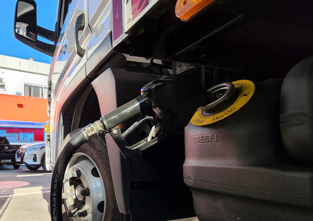 Petrobras reduz preço do diesel em R$ 0,35 por litro com nova subvenção | Empresas