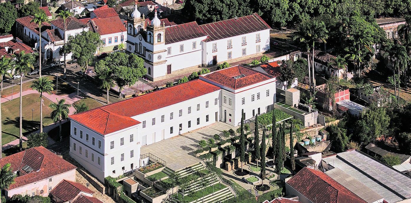 Erguido a partir de ruínas, o Museu Vassouras é aberto ao público com exposição que relembra a cultura do Vale do Café