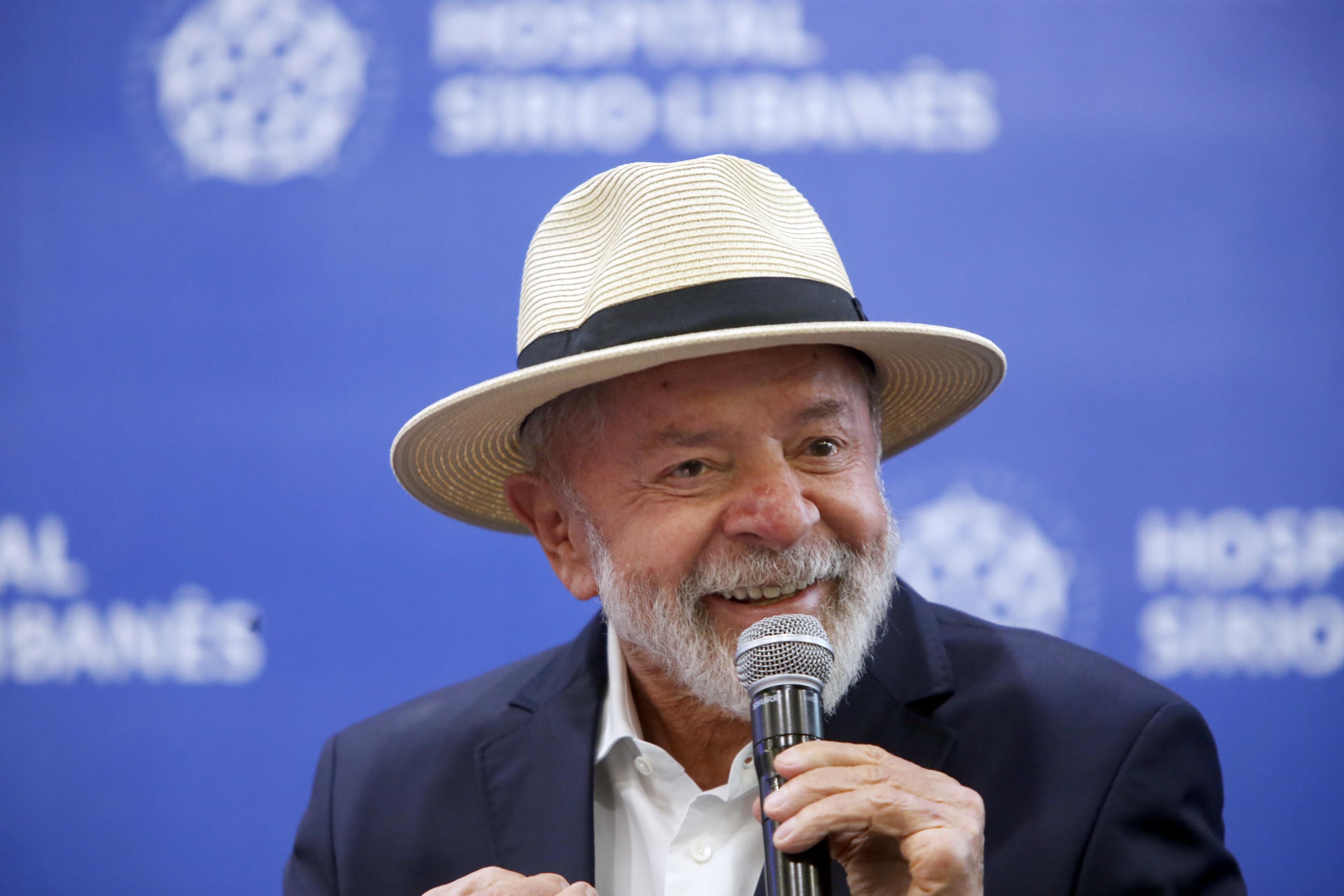 Lula tem ‘recuperação satisfatória’ após retirada de câncer de pele, diz boletim médico
