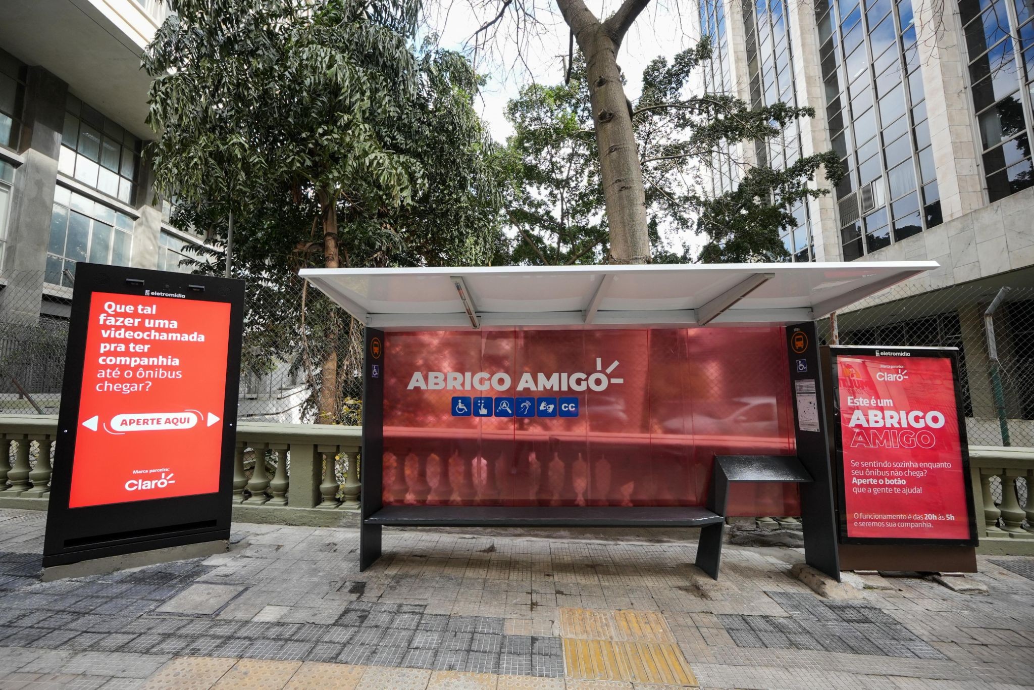 Atendimento remoto em pontos de ônibus terá 635 abrigos até dezembro