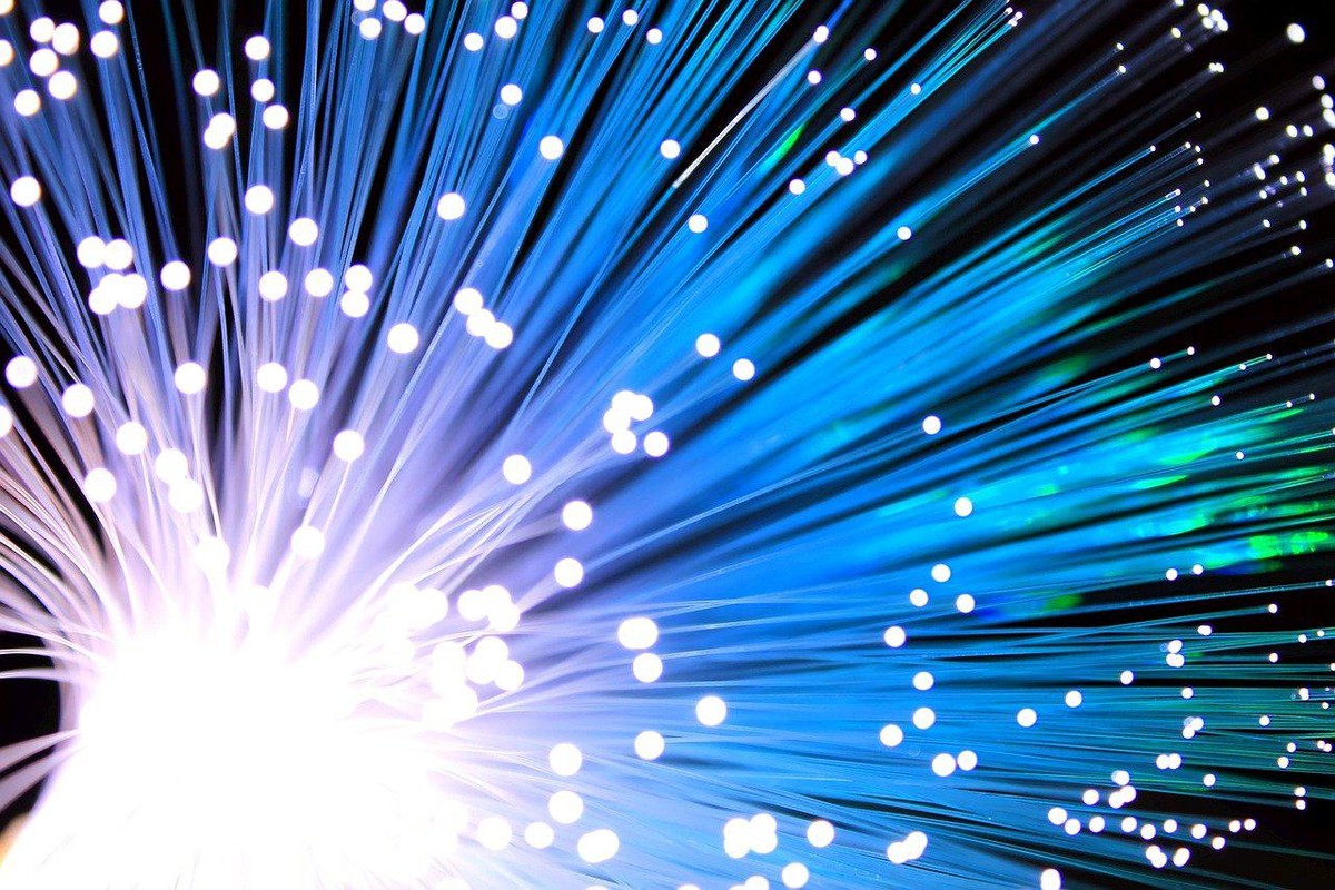 América Móvil Adquire WOW Peru: Expansão no Setor de Fibra