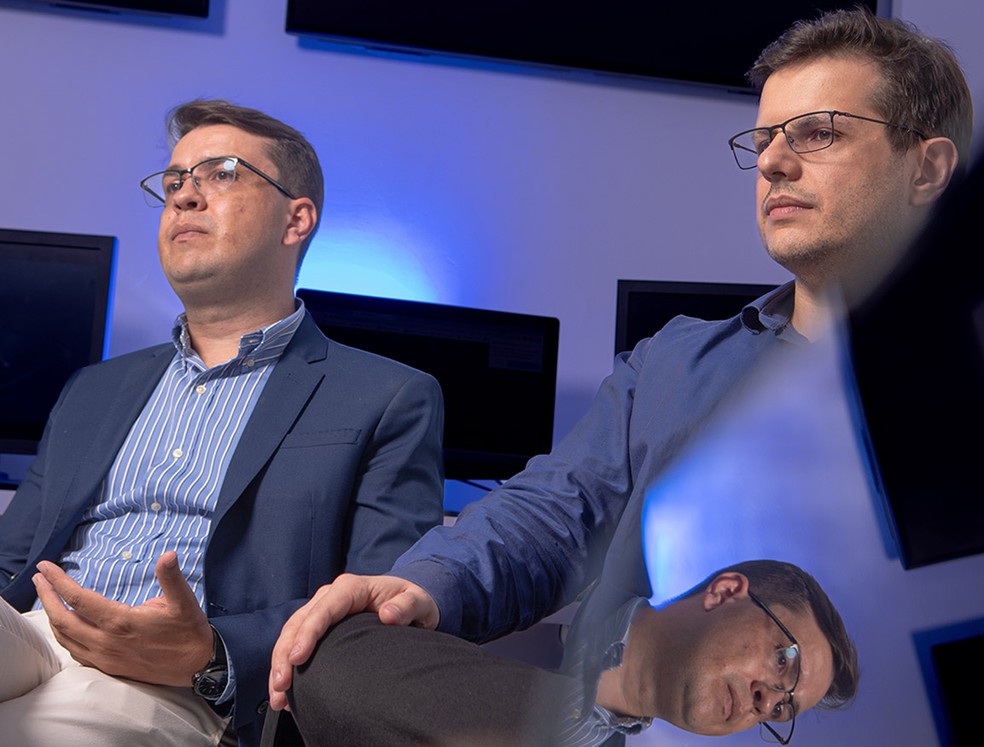 Werlley Januzzi (à esq.), diretor do Pronto-Socorro do Hospital do Servidor Público, e Osvaldo Landi Junior, da Fidi — Foto: Rogerio Vieira/Valor