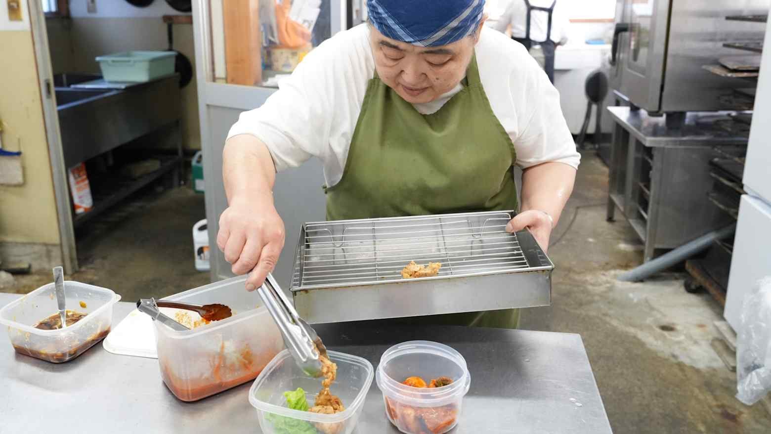 Restaurantes do Japão pedem a clientes que usem suas próprias embalagens para viagem