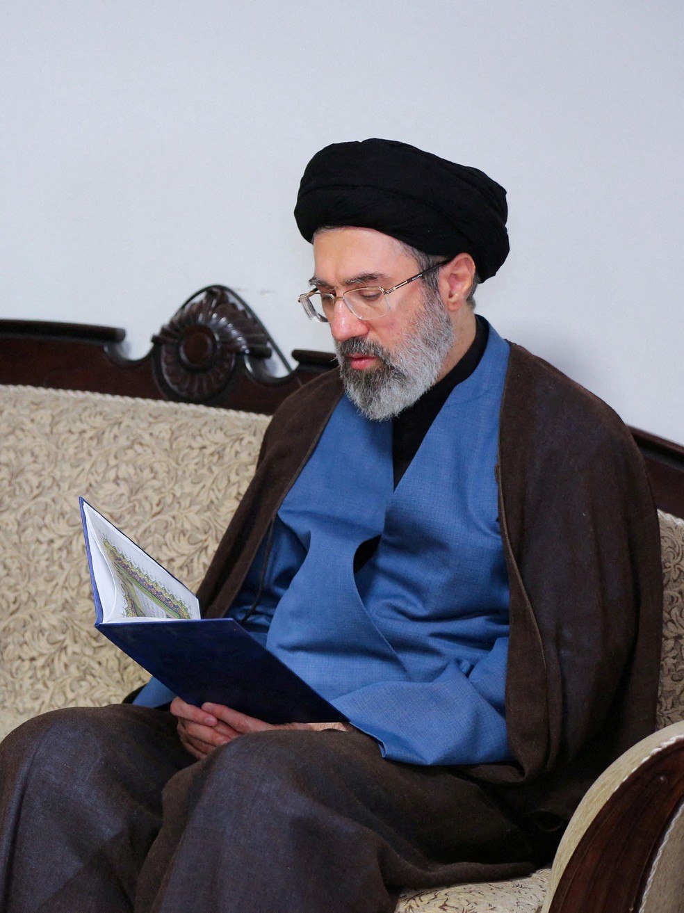 Mojtaba Khamenei , segundo filho do falecido Líder Supremo do Irã, aiatolá Ali Khamenei  — Foto: Reuters