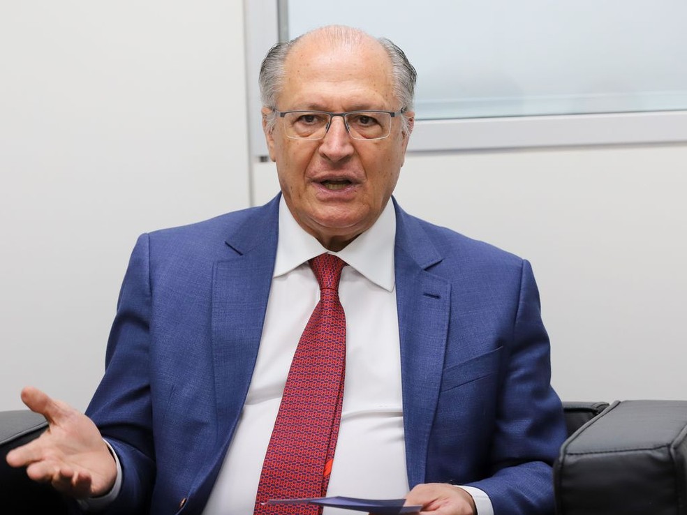 Diagnosticado com covid-19, Alckmin suspende agenda na segunda-feira |  Brasil | Valor Econômico