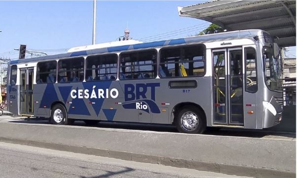 Rio inclui vans no serviço de transporte gratuito para eleições 2024