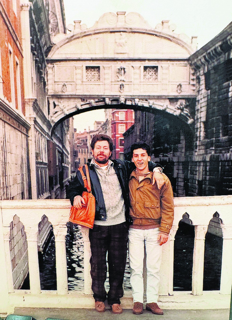 Em 1987 com o italiano Luciano Boseggia, que foi chef do Fasano - Foto: Arquivo pessoal