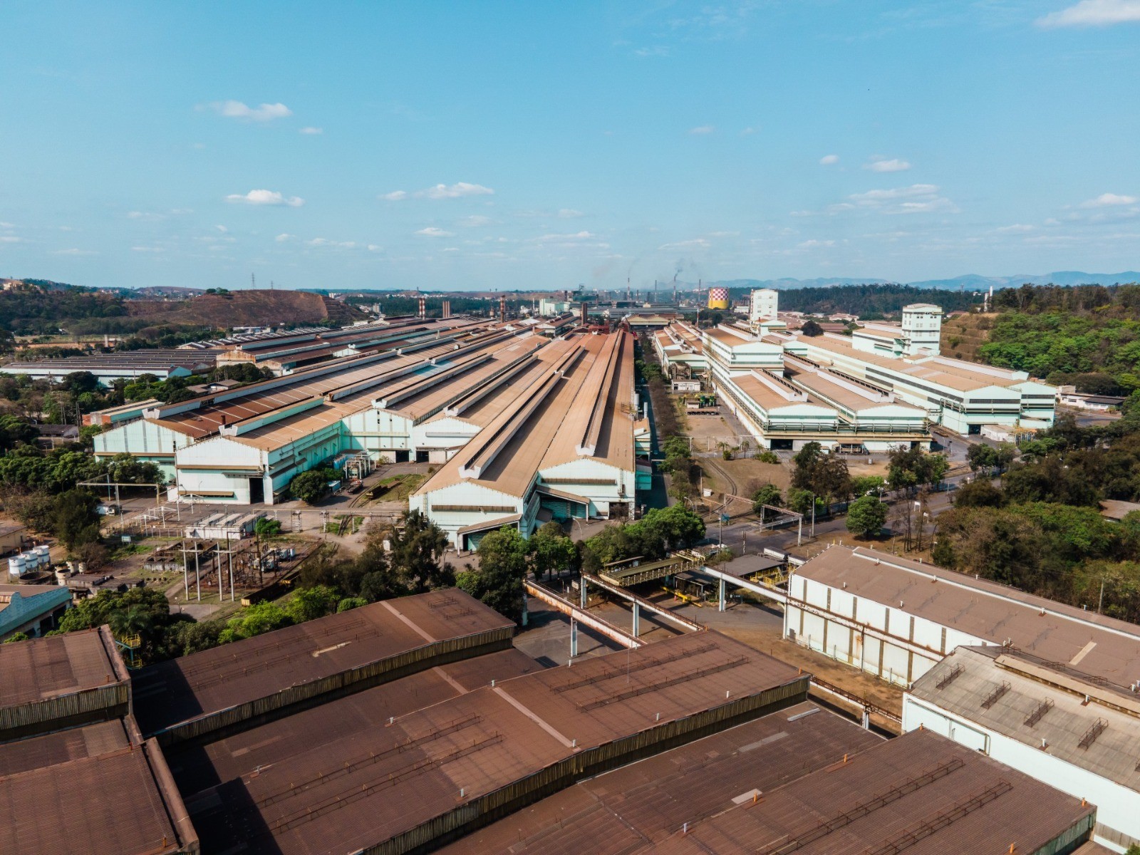 Ações da Usiminas e Gerdau sobem após anúncio de tarifas para aço e alumínio nos EUA