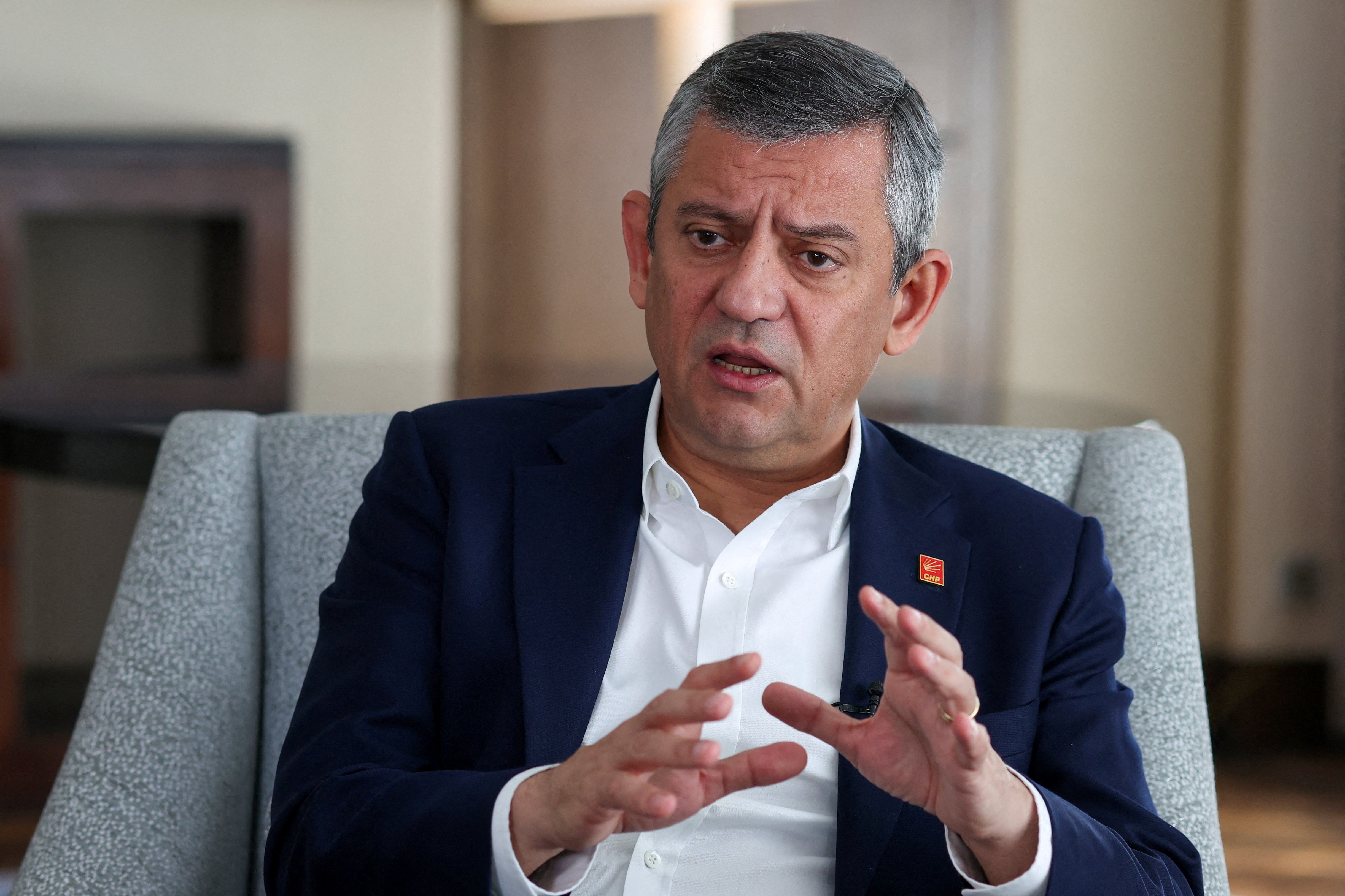 Tribunal turco impõe derrota a principais adversários de Erdogan