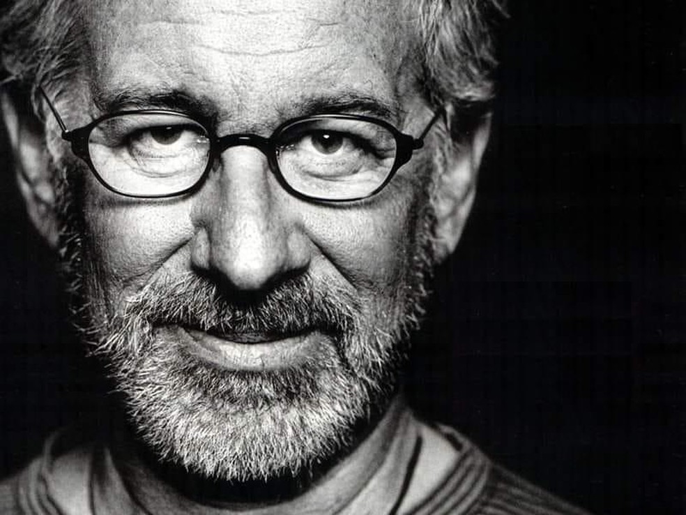 Steven Spielberg: “Na Amblin, contar histórias estará sempre no centro de tudo o que fazemos..." — Foto: REPRODUÇÃO / FACEBOOK