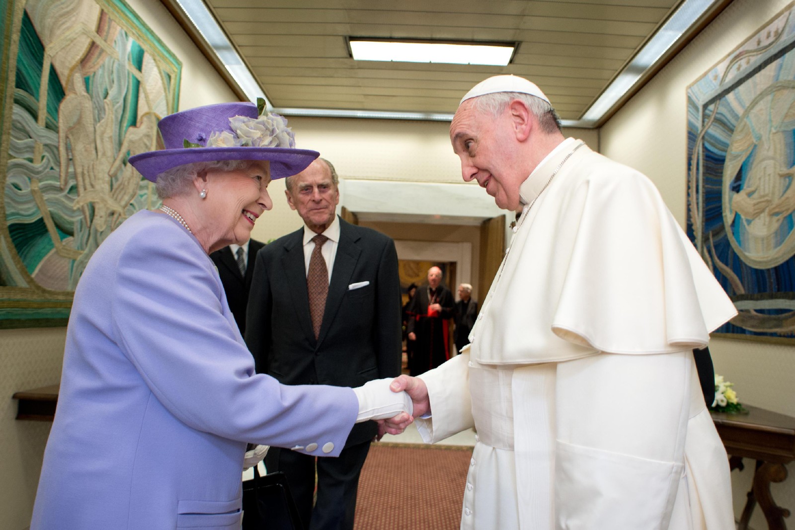 Com o papa Francisco, em 2014 — Foto: AP Photo/L'Osservatore Romano