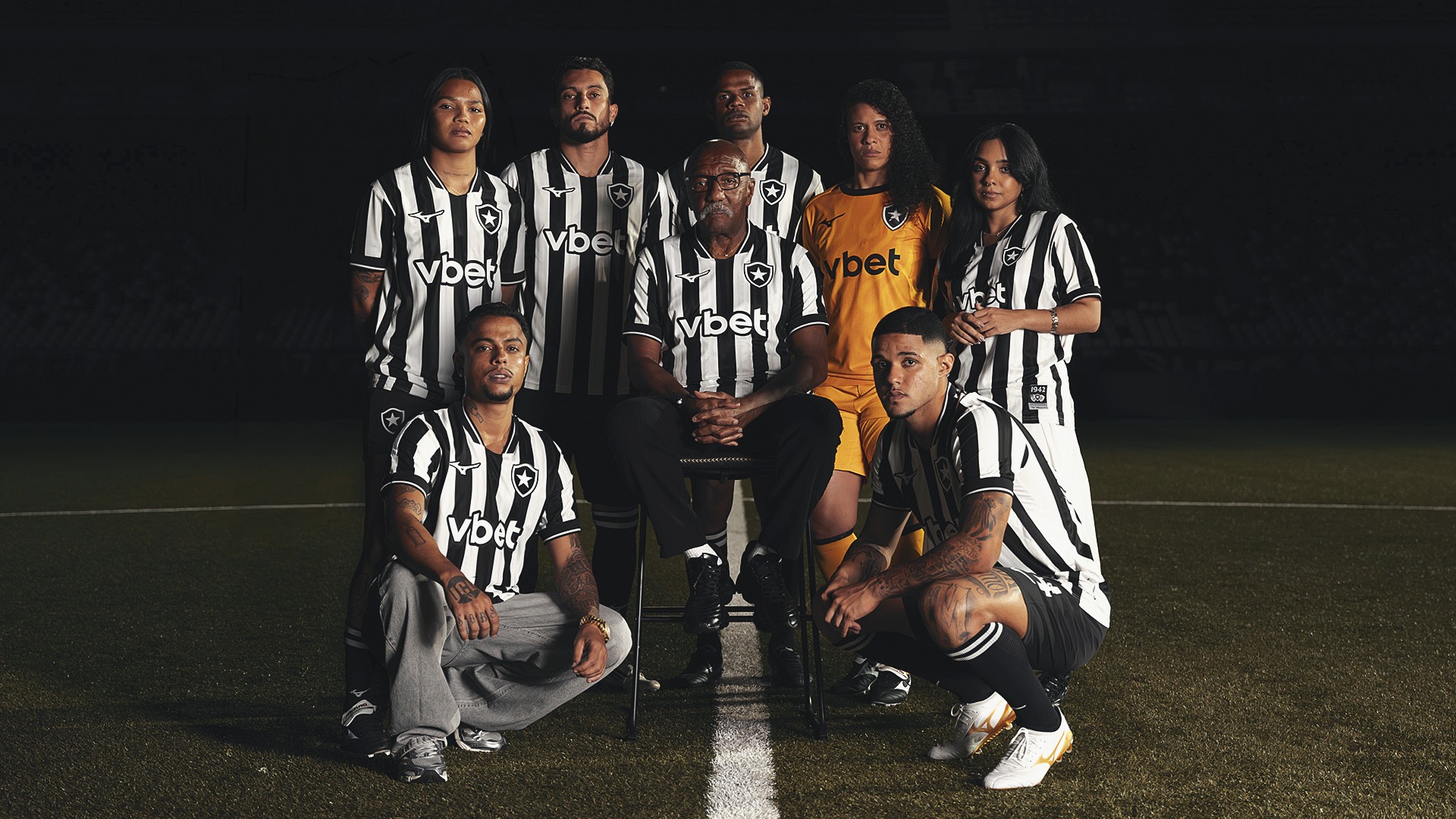 Em meio a pressões financeiras, Botafogo vai usar uniforme da Mizuno inspirado nos anos 40