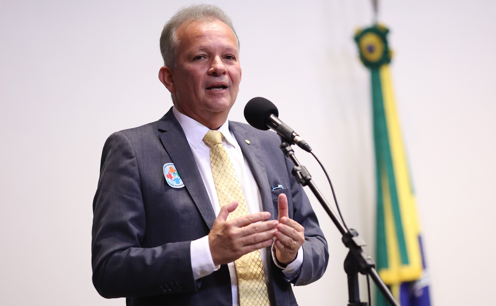 Governo adia votação da PEC que assegura repasse mínimo de 1% da receita líquida ao Suas