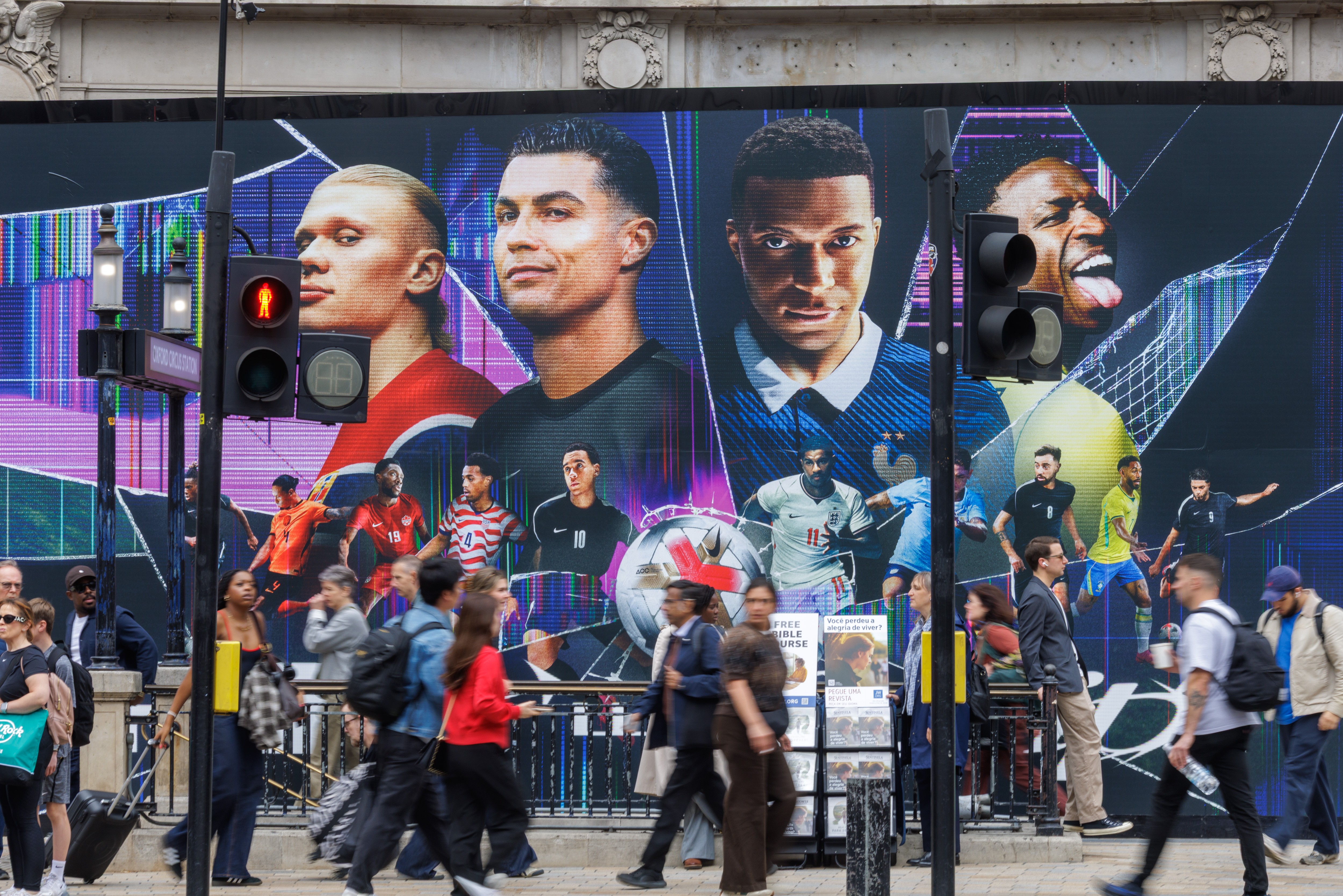 Nike vende mais produtos ligados à Copa do que a Adidas nos EUA, diz empresa de dados