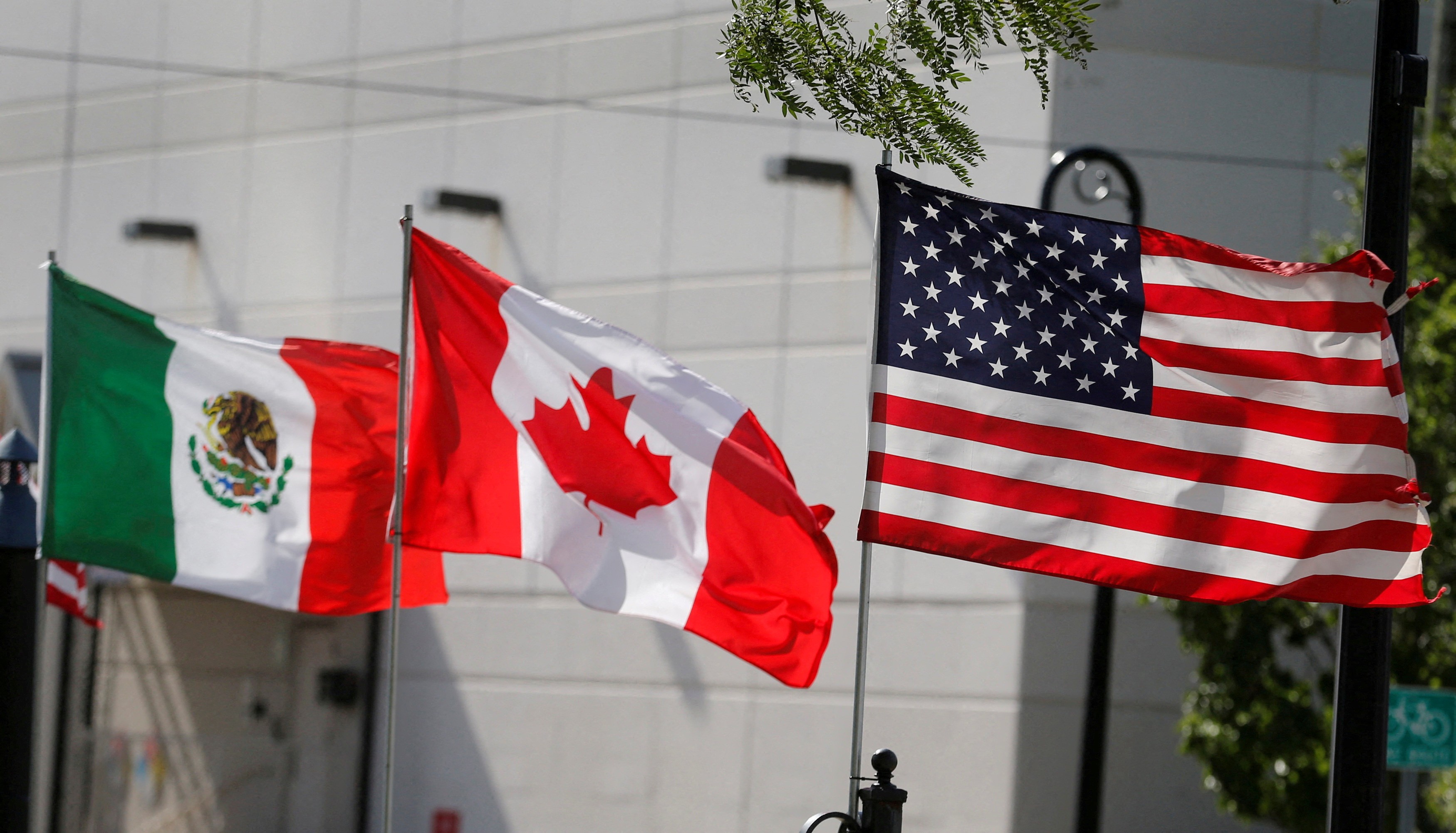 Declaração de saída dos EUA do USMCA dará início à contagem de uma década para fim do acordo