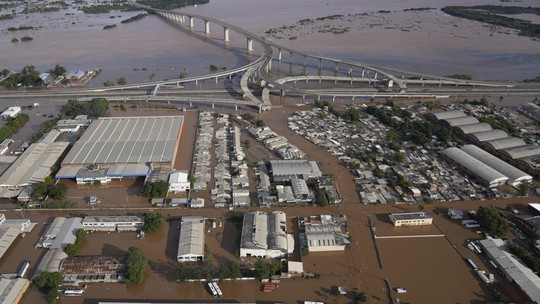 Bancos devem pedir isenção de IOF e alívio de capital em operações com vítimas de enchentes no RS