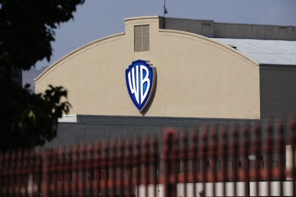 Greves de Hollywood ameaçam o sucesso de bilheteria e negócios de estúdio  da Warner Bros Discovery