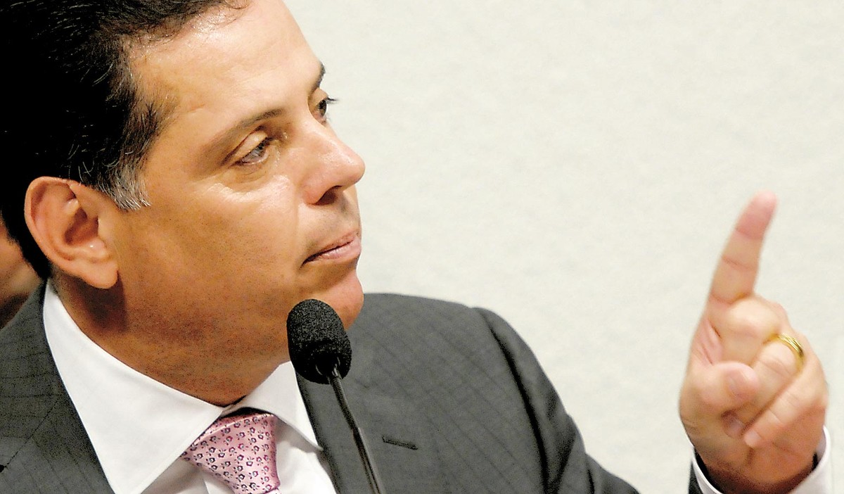 Perillo defende candidatura própria à Presidência, mas maioria do PSDB ...