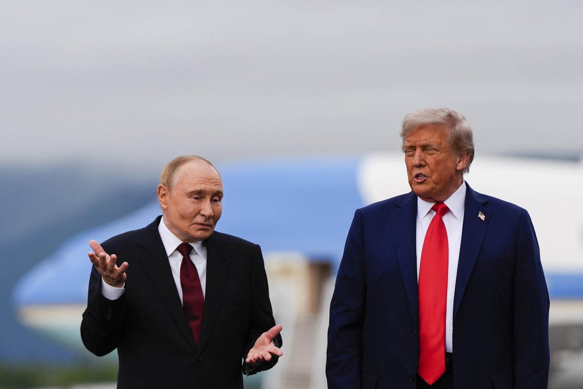 Sem dar detalhes, Trump diz que fez grandes avanços com a Rússia
