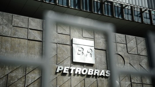 Petrobras recebe US$ 2,9 bi, IPCA-15 de agosto e Dívida Pública Federal: As notícias mais quentes do dia