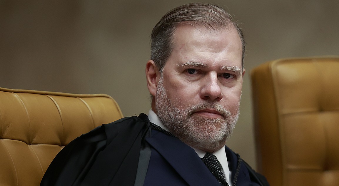 STF suspende julgamento de recurso sobre “revisão da vida toda”
