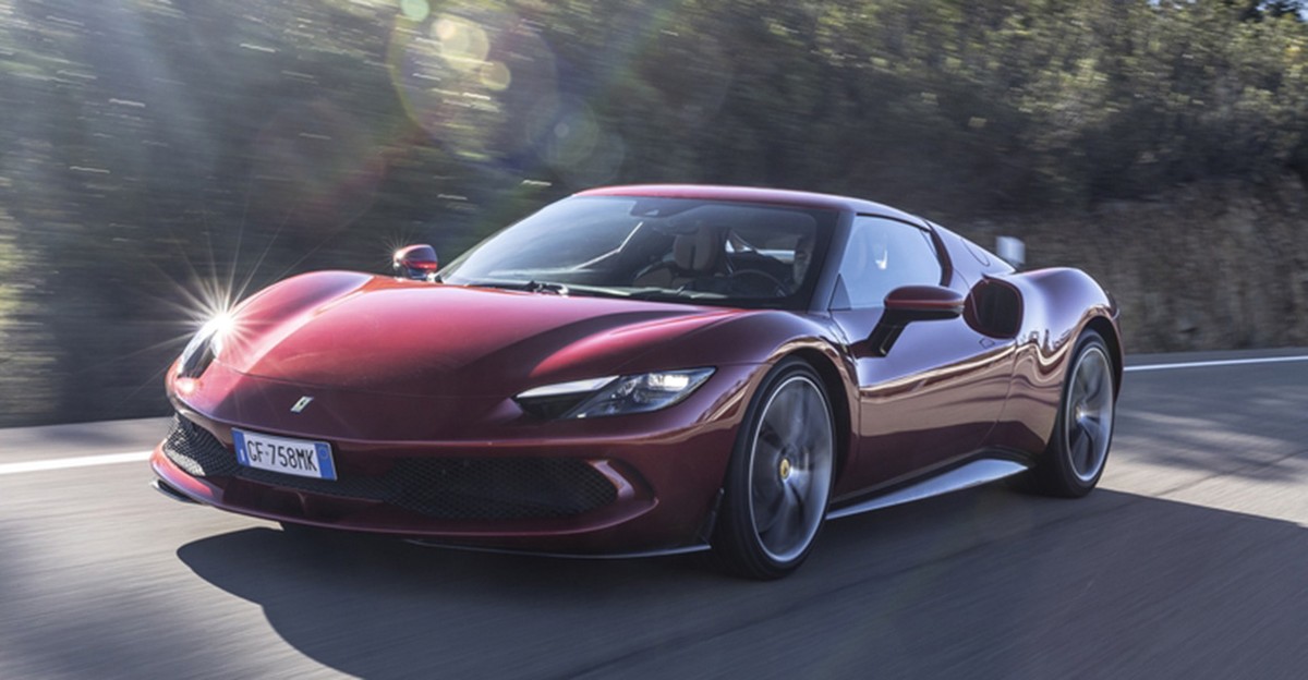 Ferrari supera dona da Fiat com US 50 bi de valor de mercado Empresas Valor Econômico