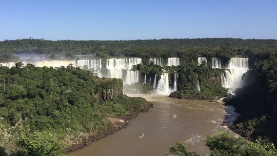 Cataratas do Iguaçu recebem 152 mil visitantes em setembro e atingem 95% do pré-pandemia