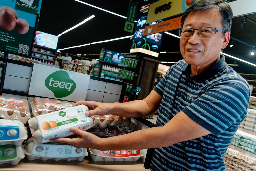 A iniciativa envolveu capacitação de fornecedores, parcerias técnicas e a ampliação da oferta de ovos em todas as lojas