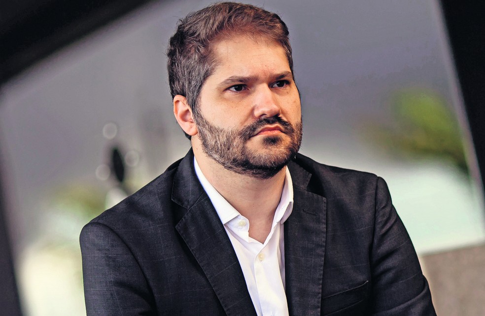 Tiago Sbardelotto, da XP, calcula que projeção do INSS para benefícios está subestimada em R$ 16,4 bilhões — Foto: Wenderson Araujo/Valor