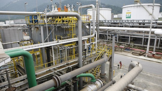 Petrobras conclui parada programada de R$ 720 milhões em refinaria de Cubatão