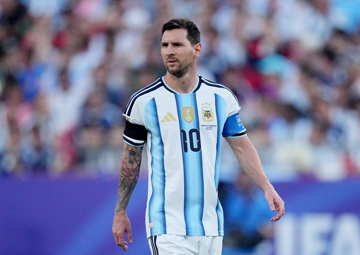 Inglaterra bilionária e Argentina de Messi disputam segunda vaga na final; veja cifras | Empresas