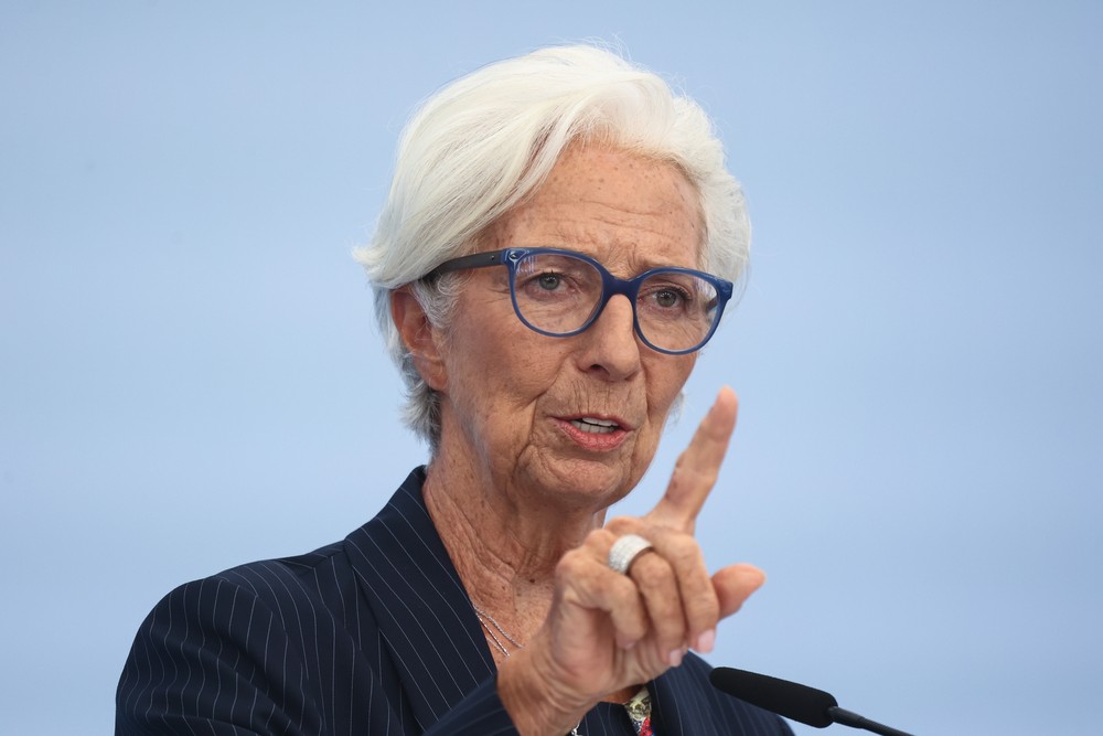 Fórum Econômico Mundial pode nomear Lagarde como presidente já em ...