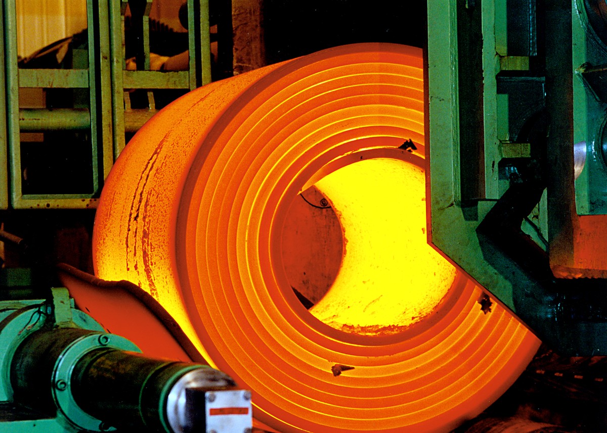 Importação de aço salta em julho