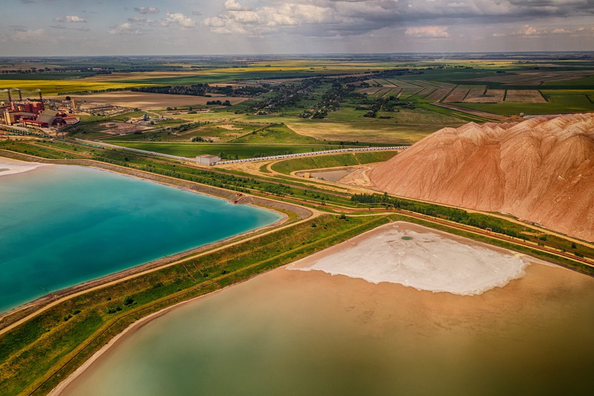 EUA suspendem sanções à produção de potássio da Bielorrúsia, aliada da Rússia