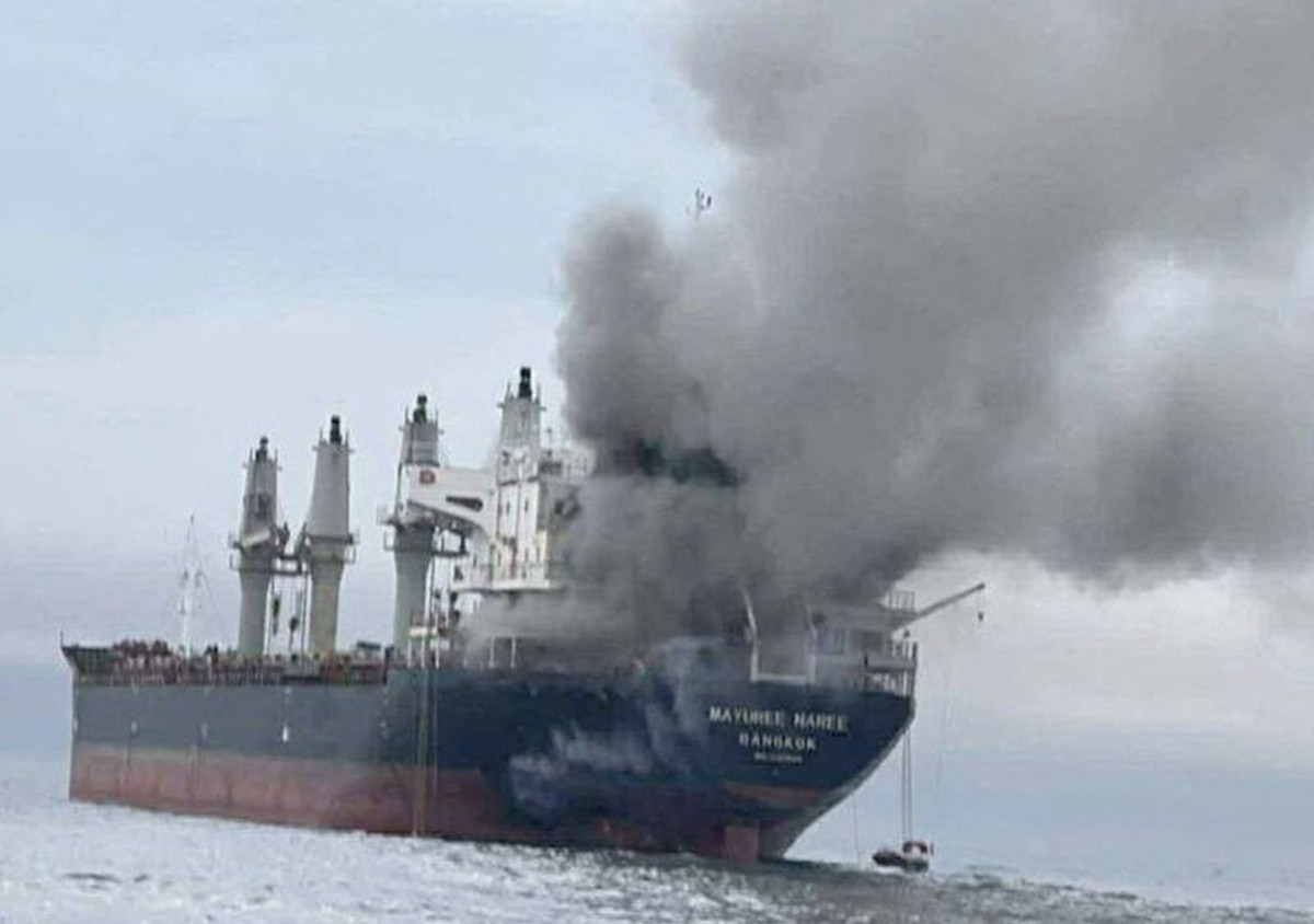 FT: Irã busca se aproveitar da guerra e lucrar com o Estreito de Ormuz