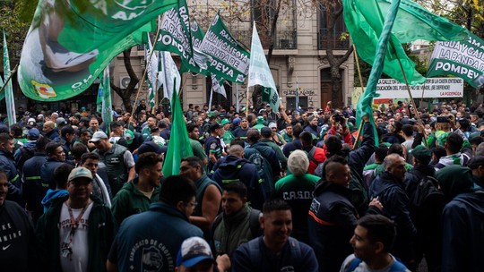 CGT convoca greve geral na Argentina na quinta-feira