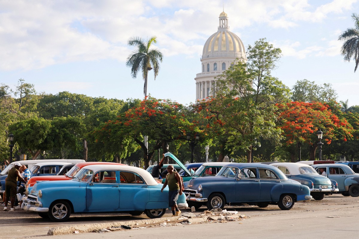 Ministro das Relações Exteriores de Cuba diz que não há negociações apesar de bloqueio ‘genocida'