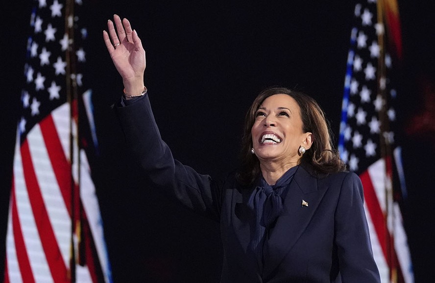 Kamala aceita nomeação do Partido Democrata para disputar Presidência e ...