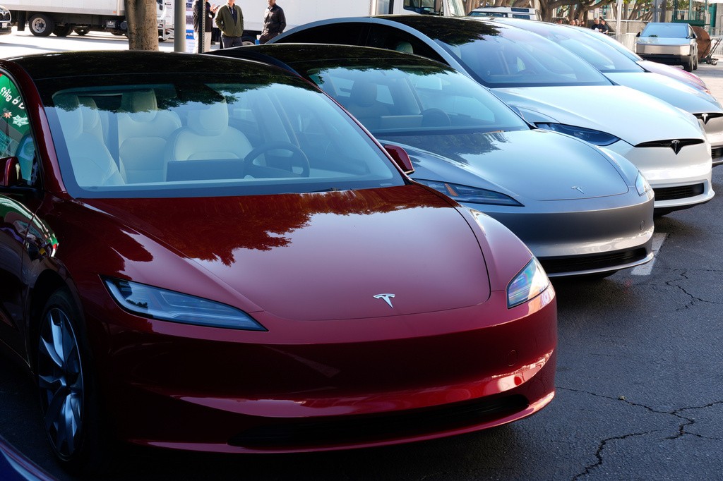 Tesla registra entregas acima do esperado no 2° trimestre com melhora das vendas na Europa