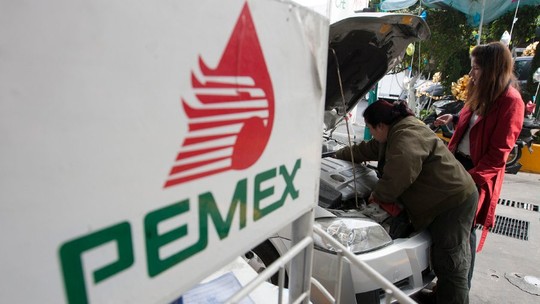 Petrolífera mais endividada do mundo, Pemex ataca seus críticos