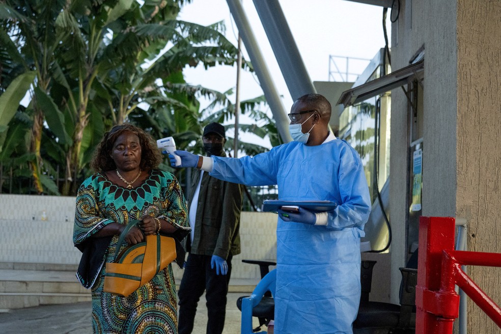 Mortes associadas a ebola na RDC sobem para 131 nas últimas 24 horas ...