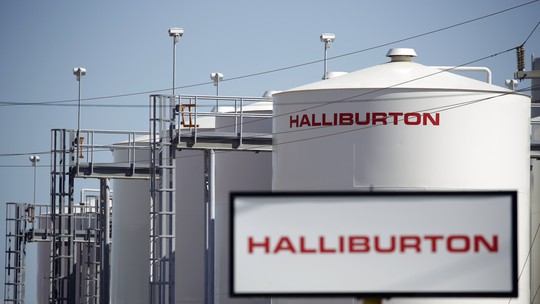 Halliburton tem maior lucro em 12 anos, apesar da queda dos negócios de xisto