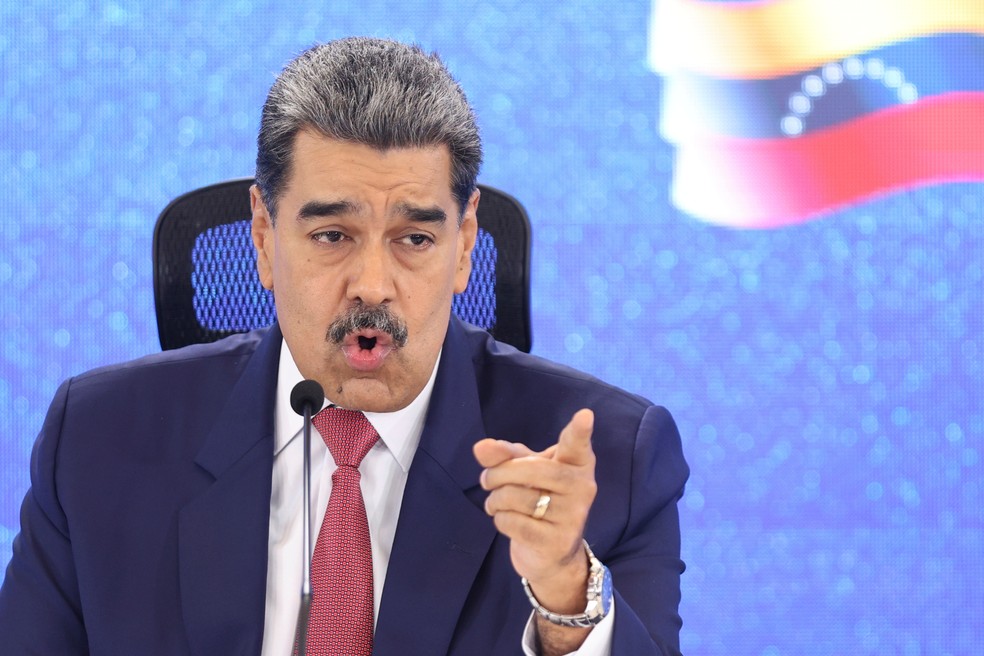 Nicolás Maduro — Foto: AP/Jesús Vargas