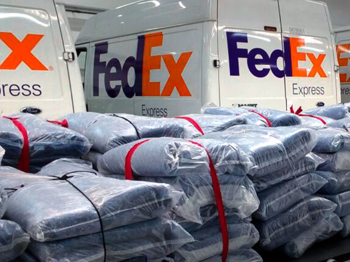 Lucro da FedEx tem queda de 17,8%