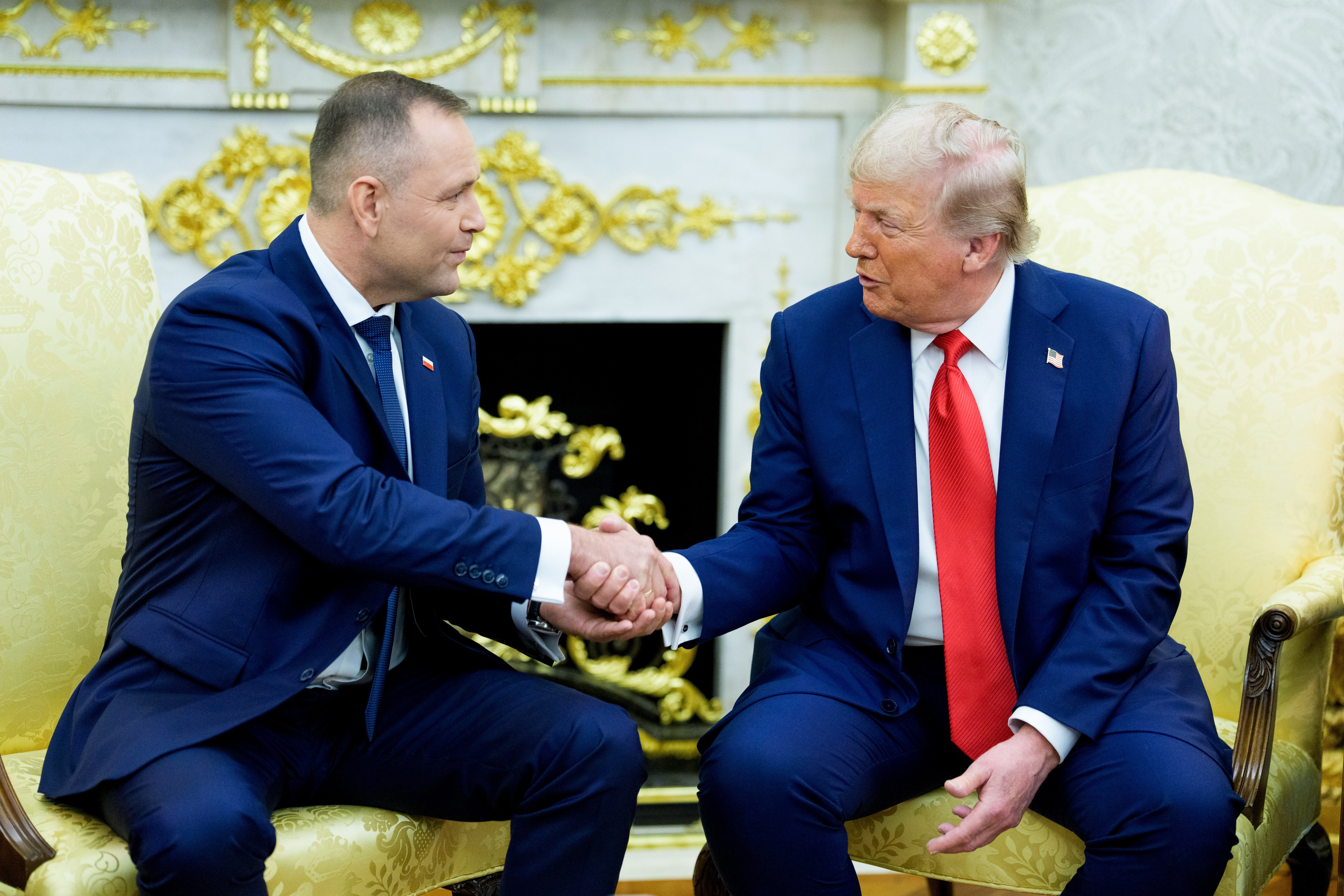 Trump diz que EUA enviarão mais 5 mil soldados à Polônia