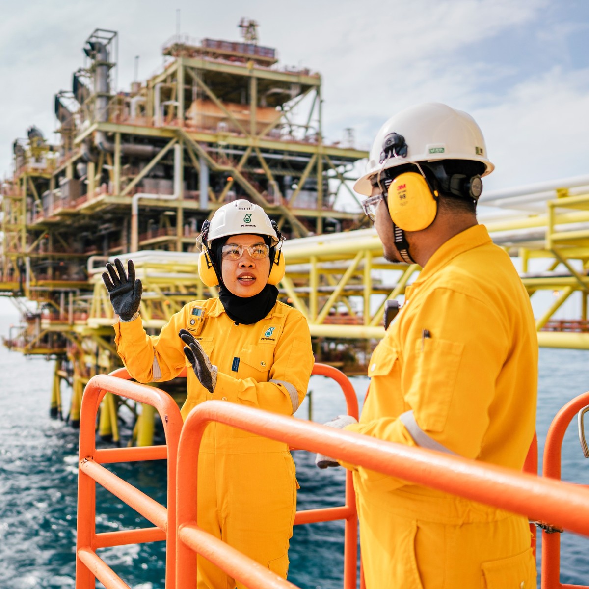 Petróleo sobe em meio a incertezas sobre cessar-fogo entre EUA e Irã