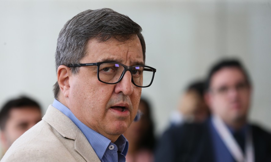 Relator manobra e inclui dispositivo para tentar limitar a R$ 23 bilhões contingenciamento em 2024
