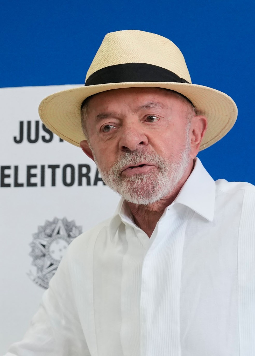 Lula: vota em São Bernardo do Campo (SP); petista ficou com 45,1 % dos votos totais — Foto: André Penner/AP